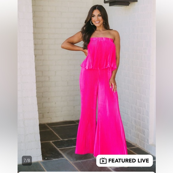 NWOT Pleated Jumpsuit Hot Pink - Picture 1 of 9